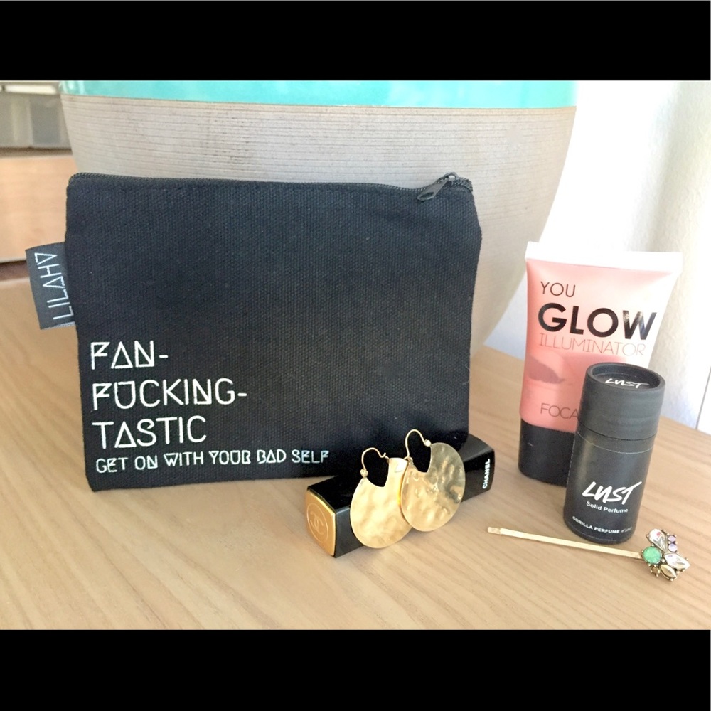 Affirmation zipper pouch.  Makeup bag with quote.